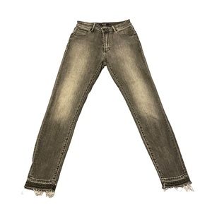 Neuw Cut-off Light Washed Denim Jean